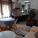 Emina *
