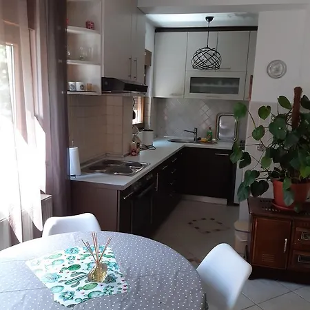 Emina Apartment *
